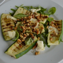 gegrilde courgette met geitenkaas